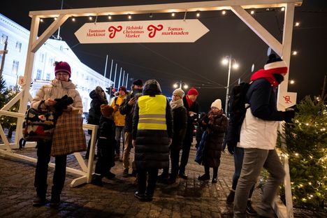 Tuomaan markkinat pidettiin poikkeuksellisesti Kauppatorilla vuonna 2021.