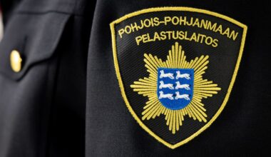 Henkilöauto suistui tieltä Tyrnävällä, kuljettaja loukkaantui | Pohjois-Pohjanmaa