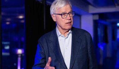 Nobelisti Bengt Holmström sanoo suoraan: EU säätelee itsensä hengiltä – ”Tilanne on katastrofaalinen” | Talous