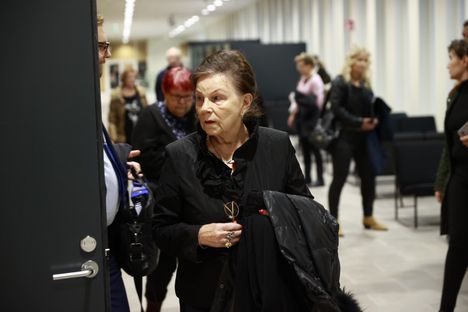 Regina Paanala vaatii yhtä testamentin julistamista pätemättömäksi.