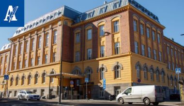 Pyynikin ja Tampereen lyseon lukiolaiset järjestävät ulosmarssin – ”Vastuutonta”