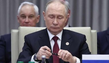 Putin vakuuttaa valmiuttaan neuvotteluihin – mutta sanoo, että taistelut loppuvat Ukrainan vetäytyessä | Uutisia lyhyesti