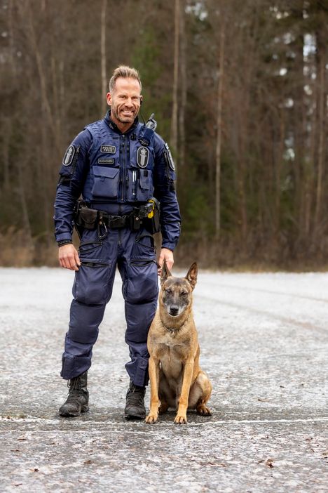 Vuoden poliisikoira Hero.