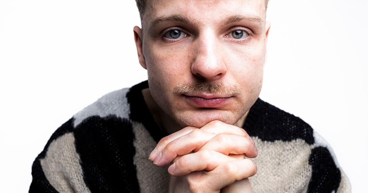 Henry Weckströmin lapsuudessa tapahtui asioita, joista vaiettiin perheessä vuosikausiksi