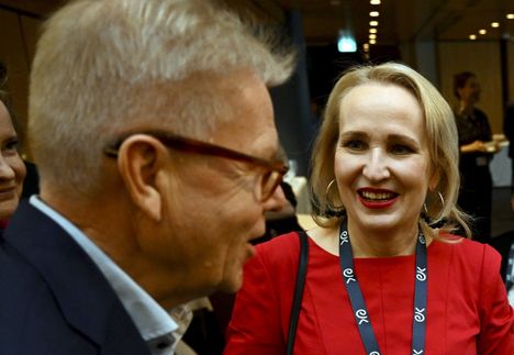 Jyri Häkämies jättää EK:n toimitusjohtajan tehtävät Minna Helteelle keväällä. – Missään tulevaisuuskysymyksessä ei koskaan kannata sanoa ehdottomasti ei, Häkämies kuittaa kysymyksen paluustaan politiikkaan.