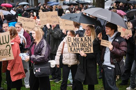 Tampereen lyseo ja Pyynikin lukio haluavat pysyä itsenäisinä eikä tulla osaksi läntistä kampusta.