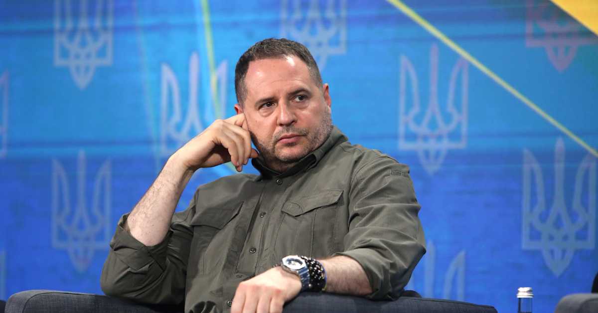 Zelenskyin lähin avustaja eroaa korruptioskandaalin keskellä | Uutisia lyhyesti