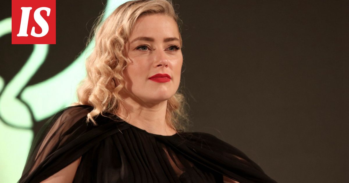 Amber Heard jakoi harvinaisia kuvia perhe-elämästään