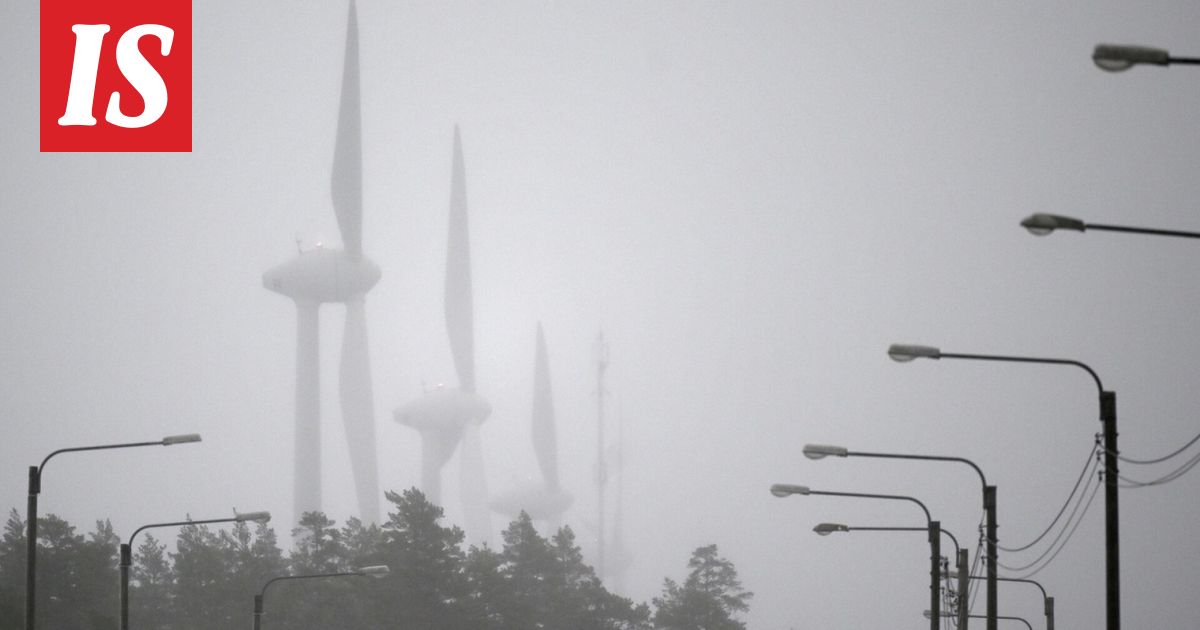 Hallitus haluaa tuulivoimalat kauemmas kodeista – näin lähelle voi jatkossa rakentaa