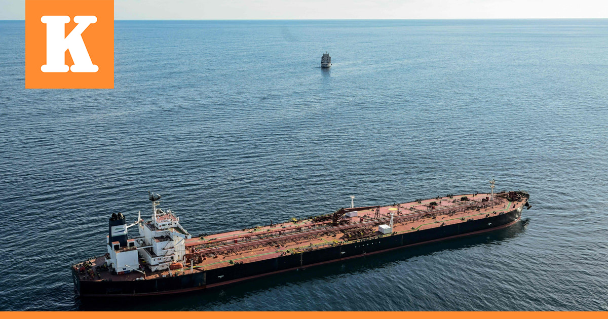 Ukrainalaislähteet medioille: Ukrainan turvallisuuspalvelu teki iskut Venäjän varjolaivaston tankkereihin Mustallamerellä