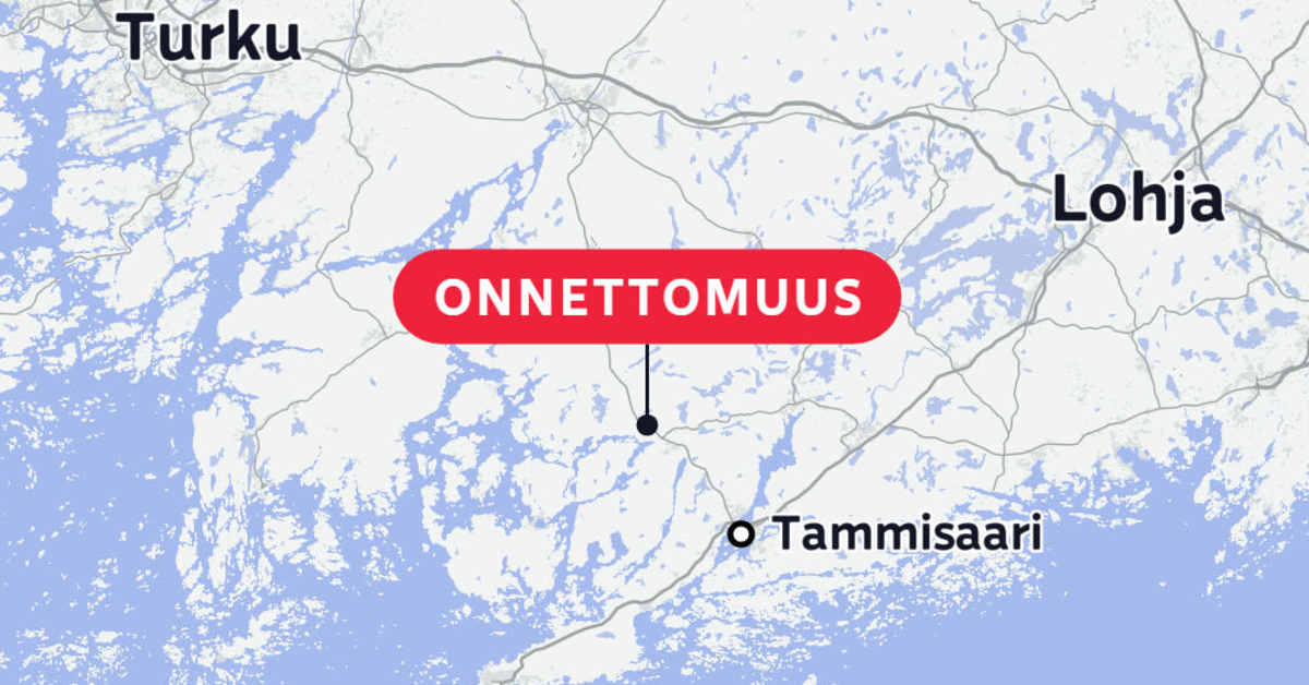 Puolustusvoimien kuorma-auto onnettomuudessa Raaseporissa, mukana useita ihmisiä | Uutisia lyhyesti