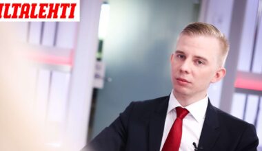 Aluepomon palkkaan 30 000 euron korotus? ”Mitä ihmettä demarit touhuaa?”