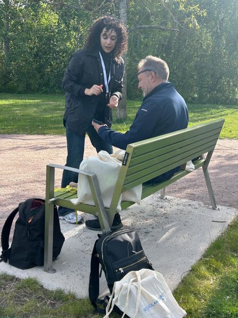 Anastasia Kokkinou ohjasi koetta Longinojanpuistossa alkusyksystä.