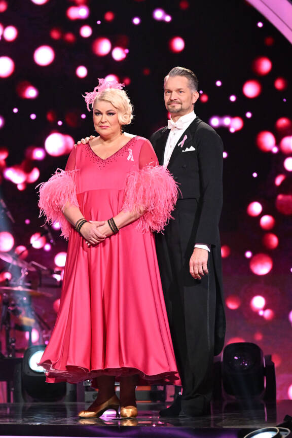 Minna nähtiin syksyllä yhtenä Tanssii tähtien kanssa -ohjelman tähtioppilaana. Minna ja hänen tanssiparinsa Mikko Ahti kapusivat kilpailun viidennelle sijalle asti.