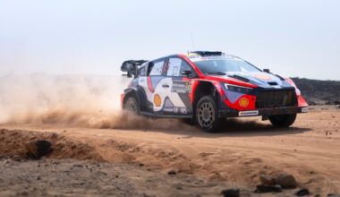 MM-rallin yllättäjä jatkuvassa keskustelussa itsensä kanssa, Thierry Neuville joutui taas turhankin tuttuun puuhaan