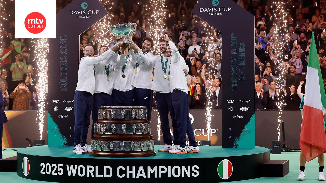 Italia pääsi juhlimaan Davis Cupin voittoa jo kolmannen kerran peräjälkeen.