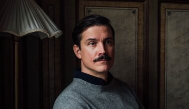 Vuoden 2026 yhteiskuntatietelijäksi tutkija ja tietokirjailija Timo R. Stewart – “Tutkijoiden tehtävä on esittää tiukkaa kritiikkiä ja nostaa esiin uusia näkökulmia”