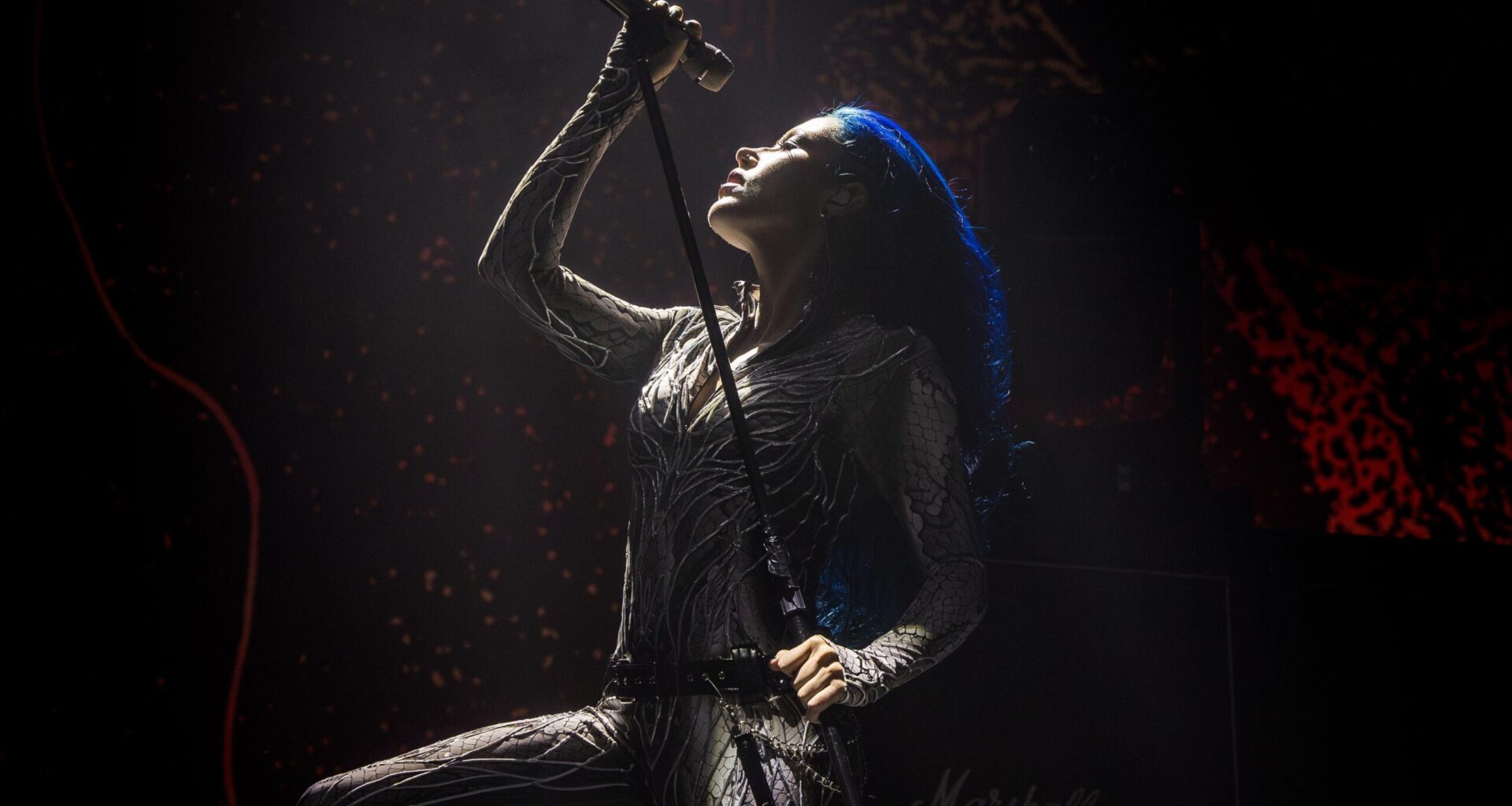 Arch Enemyn ja laulaja Alissa White-Gluzin tiet ovat eronneet