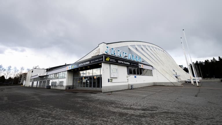 Hakametsän jäähalli