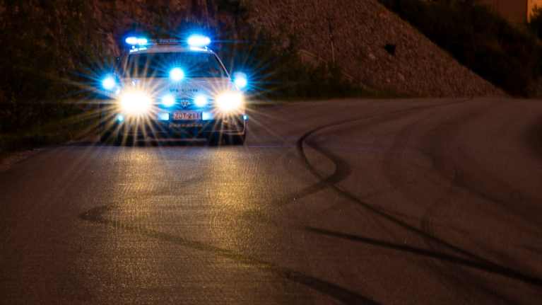 Poliisipartio vetosuoran päässä Uncop-tapahtumassa Pirkkalassa.