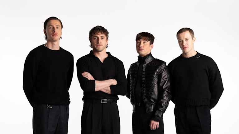 Harris Dickinson (vas.), Paul Mescal, Barry Keoghan ja Joseph Quinn esittävät The Beatlesin jäseniä tulossa olevissa elämänkertaelokuvissa.