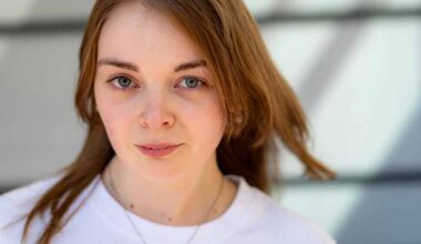 28-vuotiaan Ella Väliheikin rinnassa sykkii puolikas sydän – ”Sanottiin, etten elä yli 30-vuotiaaksi” | Akuutti