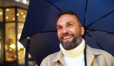 Ruotsalaiset hämmästelevät suomalais­valmentajan käytöstä Tukholmassa – Jani Honkavaaraa ei pelota tappioidenkaan jälkeen | Urheilu