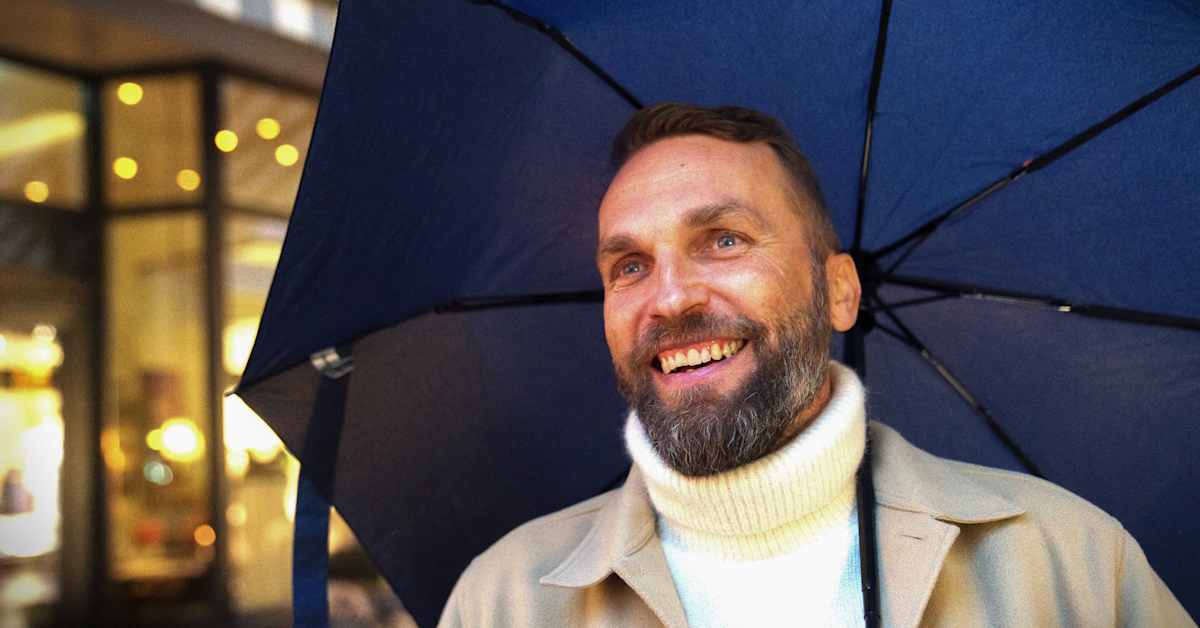 Ruotsalaiset hämmästelevät suomalais­valmentajan käytöstä Tukholmassa – Jani Honkavaaraa ei pelota tappioidenkaan jälkeen | Urheilu