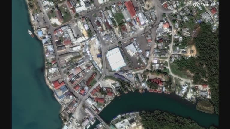 Satelliittikuva näyttää hurrikaanituhoja Jamaikalla.