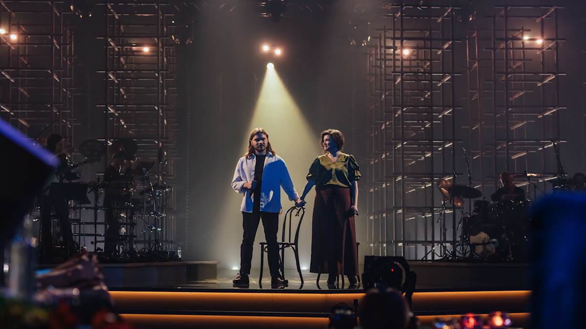 Suvi Teräsniska duetoi Elämäni Biisin tuoreimmassa jaksossa yhdessä pikkuveljensä Oskari Teräsniskan kanssa! – Elämäni Biisi – yle.fi