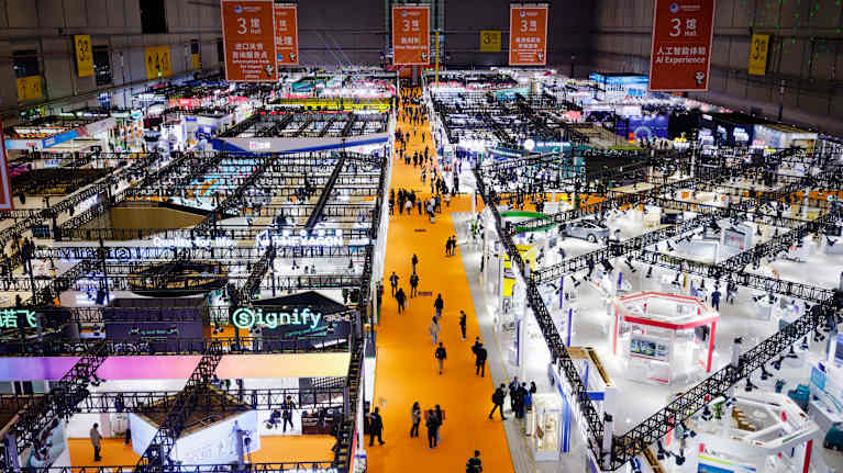 Shanghain messutapahtuma levittäytyy kahdeksaan valtavaan näyttelyhalliin.