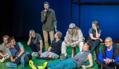 Jyväskylän kaupungin­teatterissa seitsemästä veljeksestä puolet on naisia | Keski-Suomi