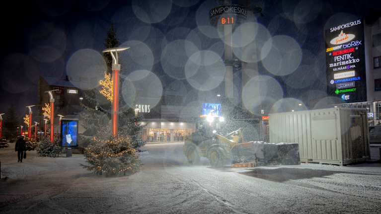 Luminen kuva Rovaniemen keskustasta.