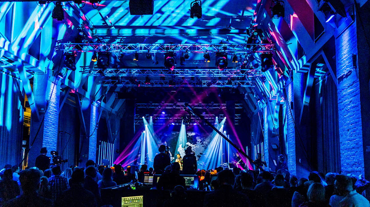 Ylen ja avustusjärjestöjen tukikonsertilla kerättiin yli 970 000 euroa sodista kärsivien lasten hyväksi – Ylen tiedotteet – yle.fi