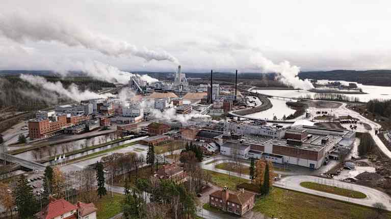Äänekosken Metsä Groupin tehtaat.