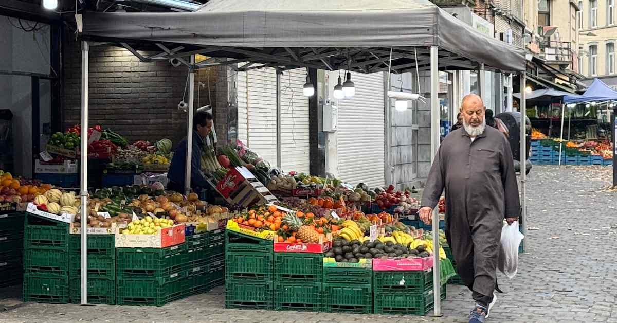 Huumekauppiaat ja terroristit värväävät turhautuneita musliminuoria Brysselissä | Ulkomaat