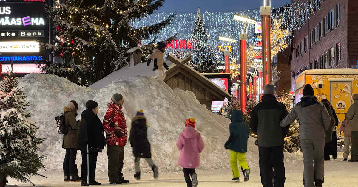 Talvi lähestyy Suomea yhä vahvemmin, taustalla vaikuttaa napa-alueen polaaripyörre – katso suoraa lähetystä | Sää