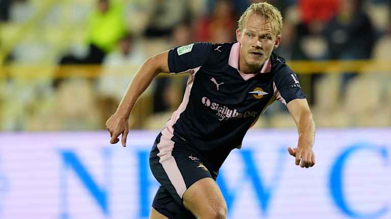 Joel Pohjanpalo Palermon ottelussa.