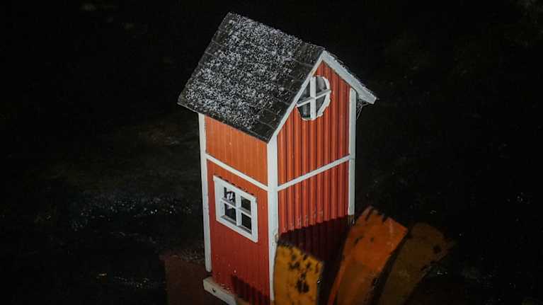 Markku Puustisen Hugo-teos Töölönlahdella. 