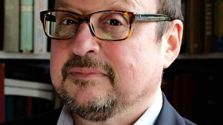 Kasvokuva Aleksander Kolyandrista.