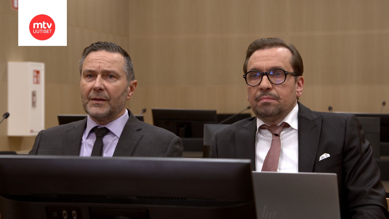 Oikeudenkäynti alkaa