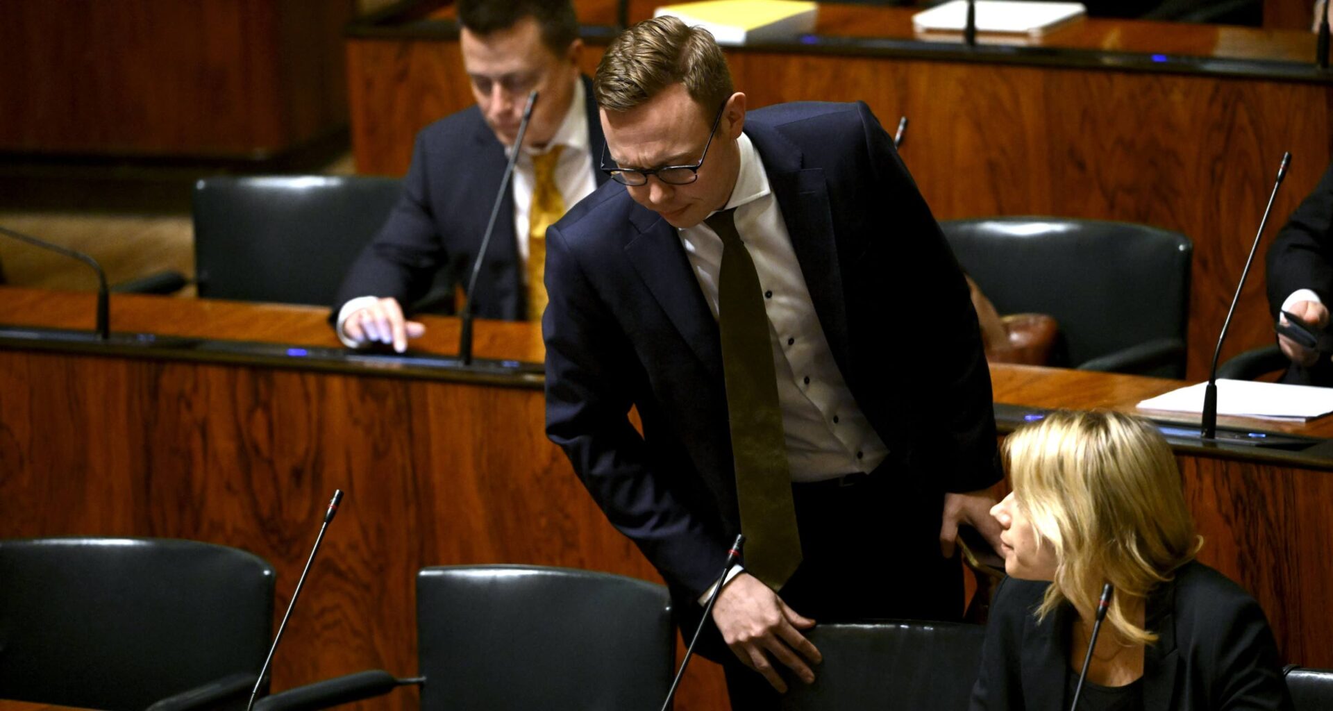 Yli 9000 euroa kuukaudessa ansaitsevia eniten hyödyttävä veropaketti hyväksytään pian – KU