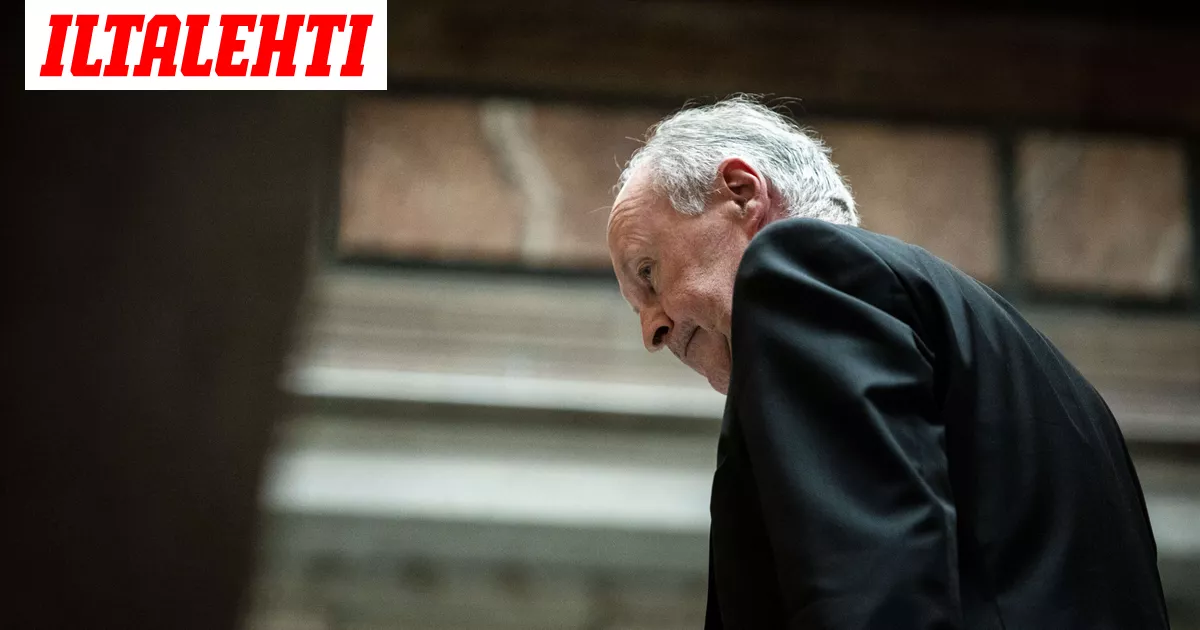 Paperittomista tuli ”huuhaalaki” – ”Kukaan ei keksinyt yhtään esimerkkiä”