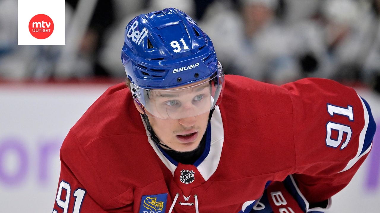 Oliver Kapanen oli syöttämässä Montrealin avausmaalia.
