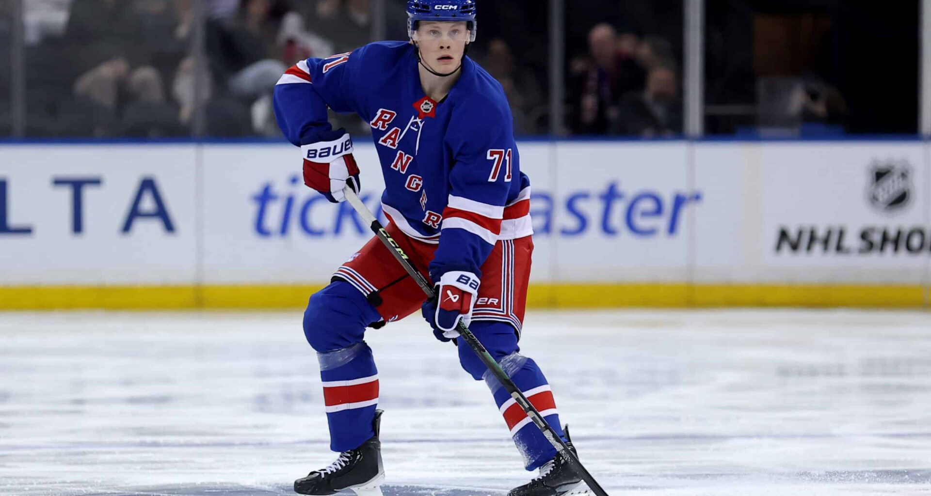 Suomalaishyökkääjä passitettiin farmiin