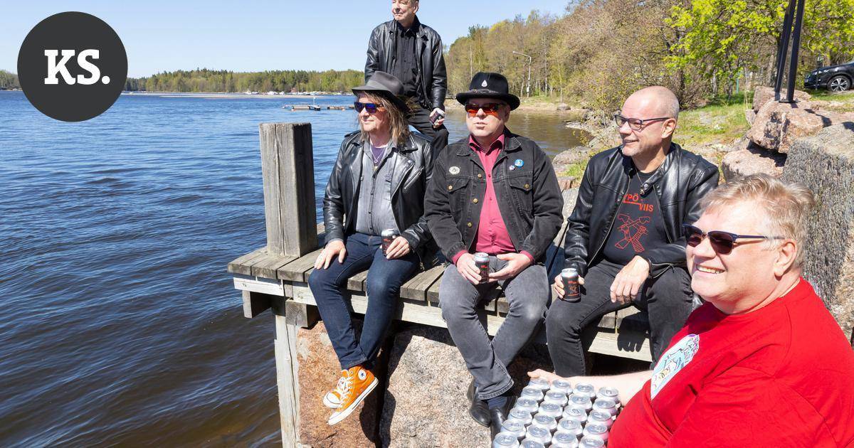 Kotkalaisyhtye Ypö-Viiden kitaristi Mikko Holmström on kuollut | Paikalliset