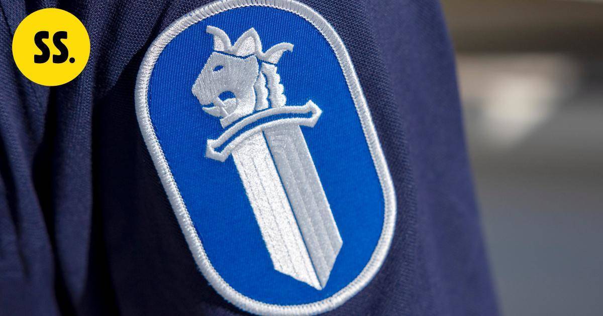 Autoilija törmäsi ikämieheen Siilinjärven keskustassa – poliisi pyytää autoilijaa ja muita osallisia ilmoittautumaan | Savo