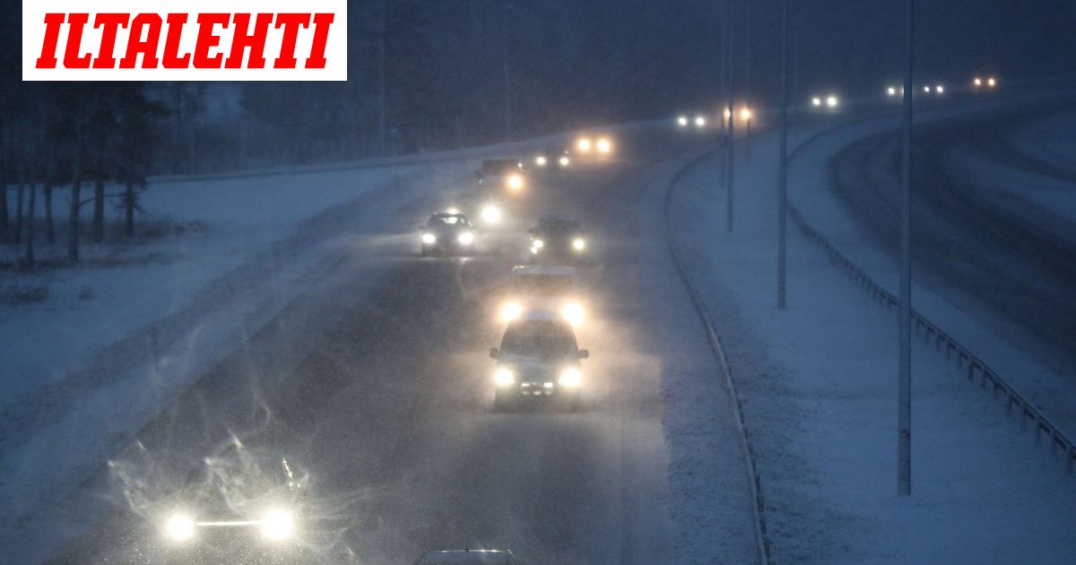 Puoli Suomea hohkaa varoituskartalla keltaisena – Näillä alueilla ajokeli on surkea - Iltalehti