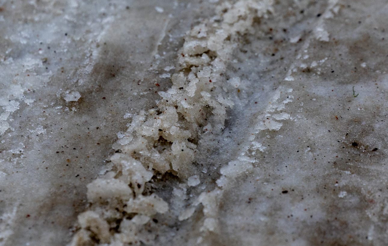 Kuohkea lumipeite on muuttunut Lapissakin monin paikoin sohjoiseksi, suurimmilta teiltä lumi on sulanut kokonaan eteläisemmässä Lapissa.