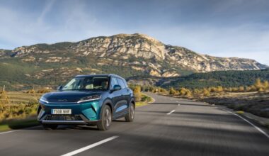 BYD Atto 2 DM-i -mallissa polttomoottori lataa akkua